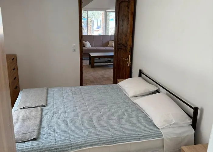 Alex's Seafront Casa vacanze Lefkimmi (Corfu)
